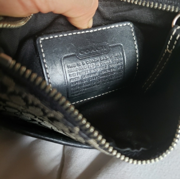 Coach crossbody - Picture 6 of 7